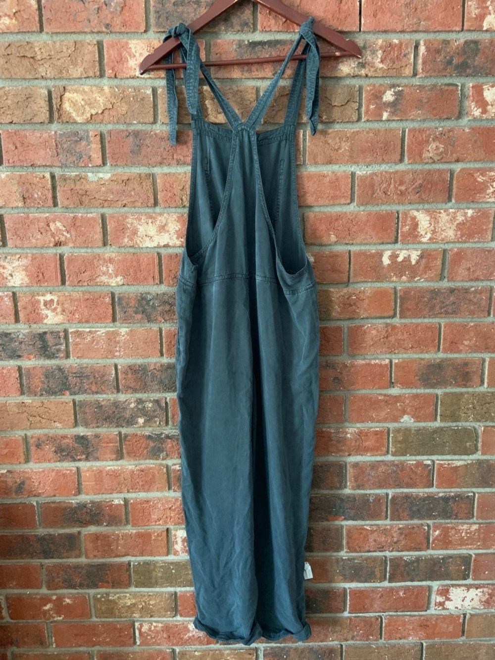Aerie Women’s Charcoal Gray Tie Casual Overalls - Picture 7 of 8